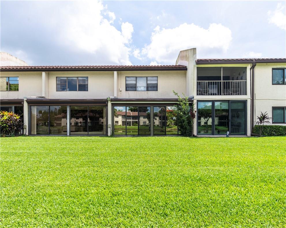 21863 Arriba Real 8-F