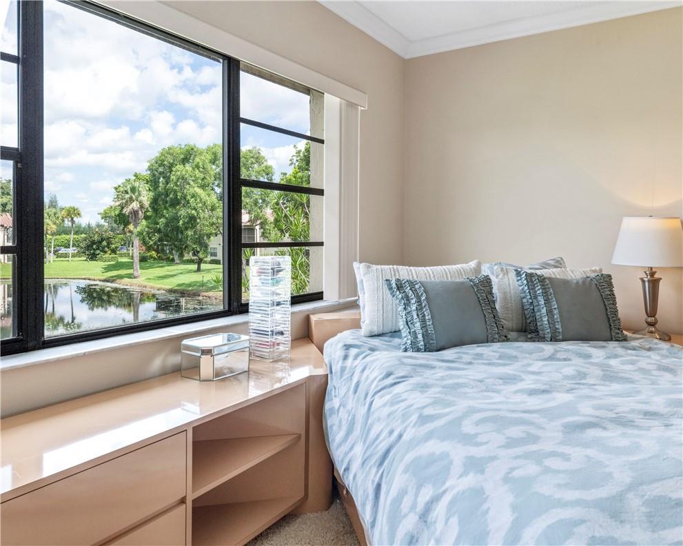 21863 Arriba Real 8-F