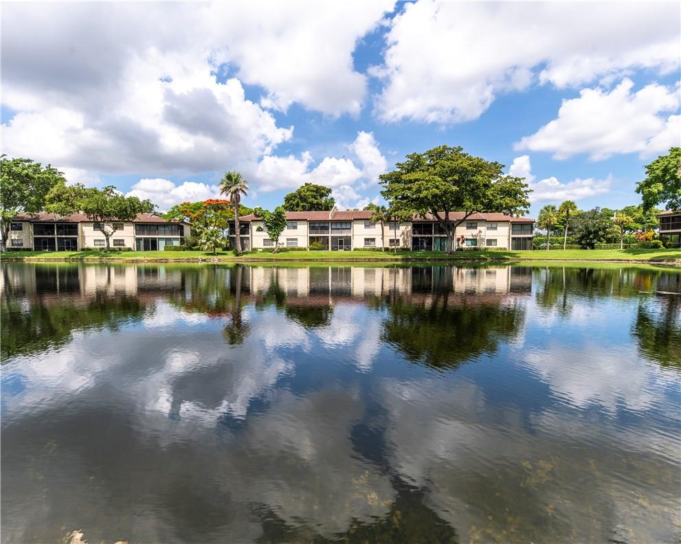 21863 Arriba Real 8-F