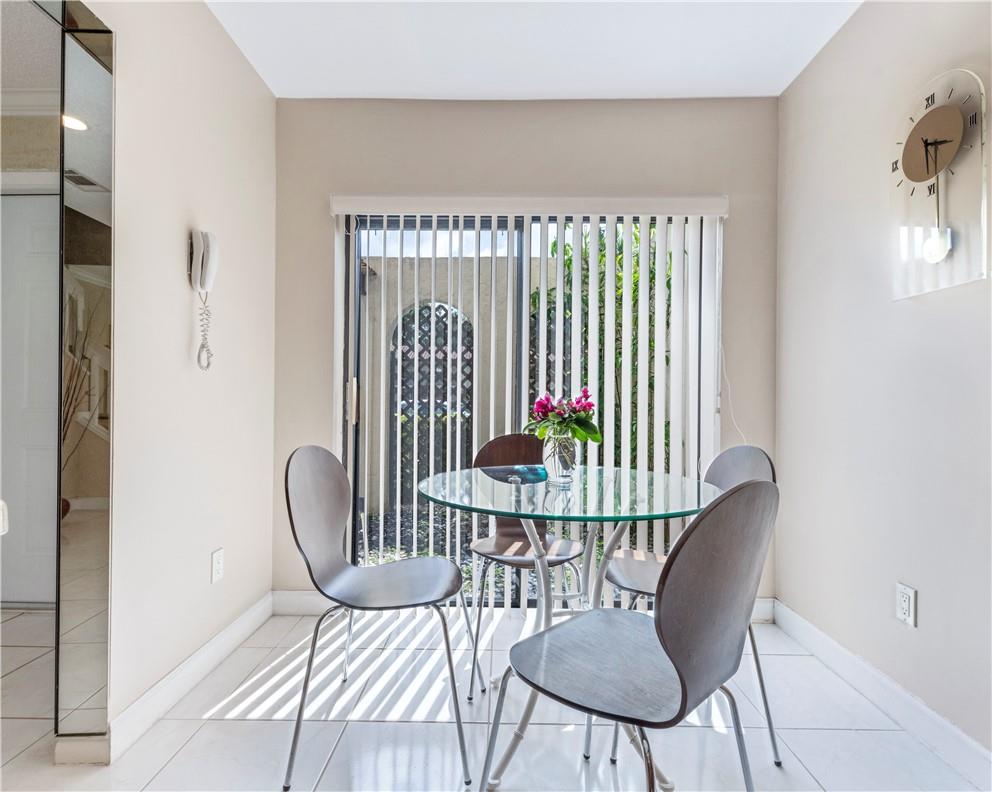 21863 Arriba Real 8-F