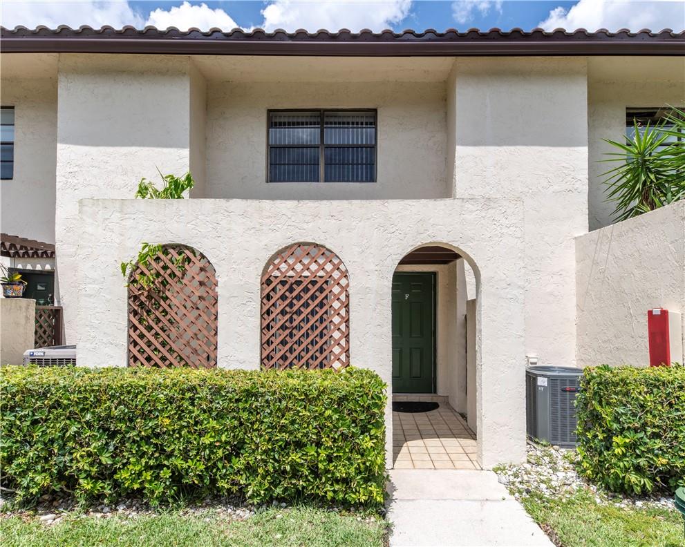 21863 Arriba Real 8-F