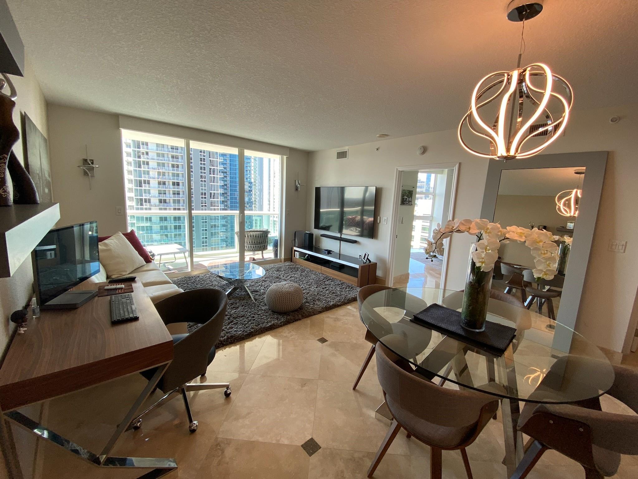 347 N New River Drive 2506