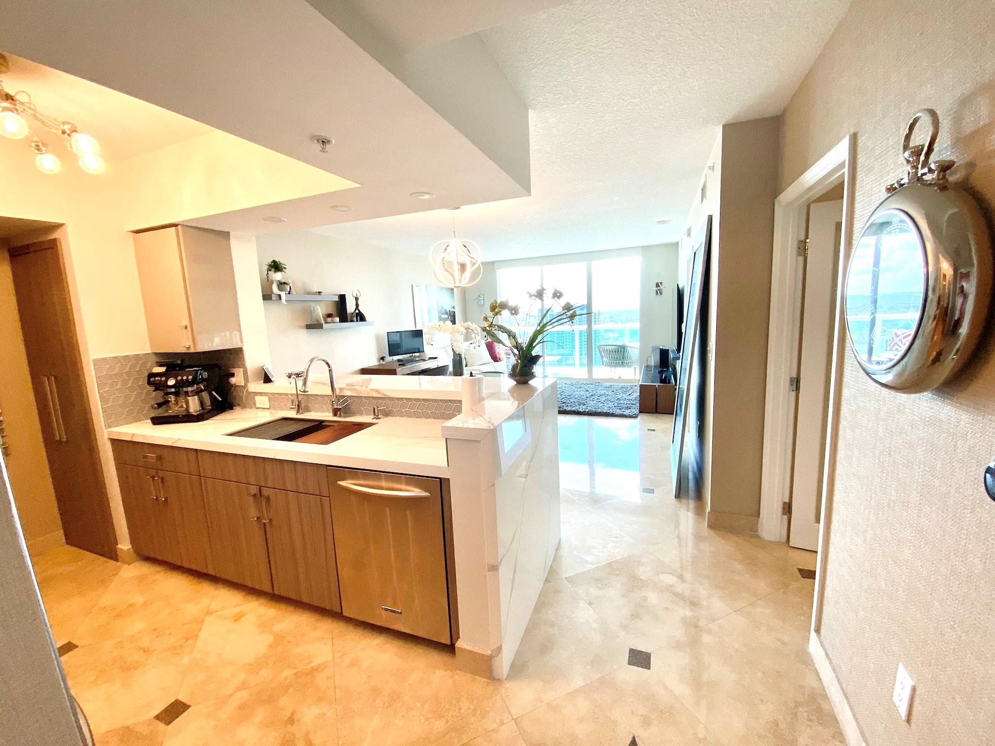 347 N New River Drive 2506