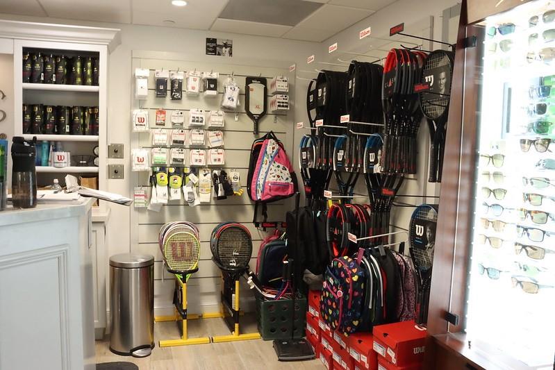 7000 Island Blvd PH-06