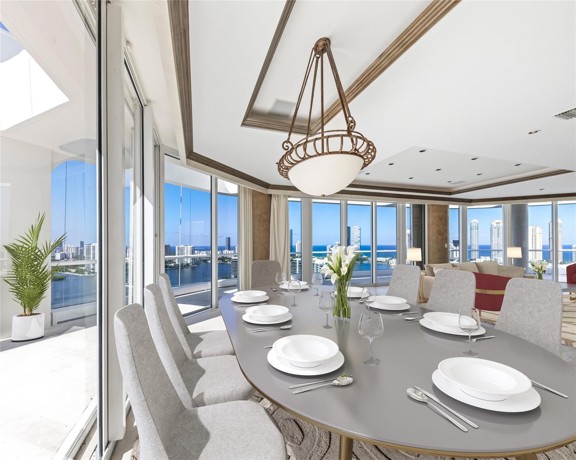 7000 Island Blvd PH-06