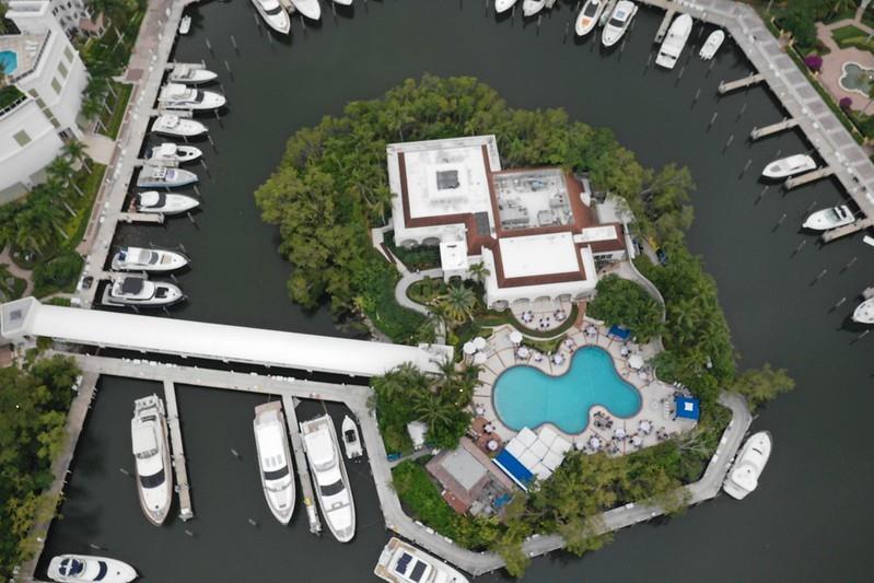 7000 Island Blvd PH-06