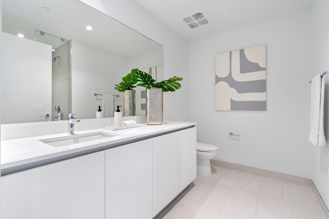 1116 N Ocean Blvd. 1603