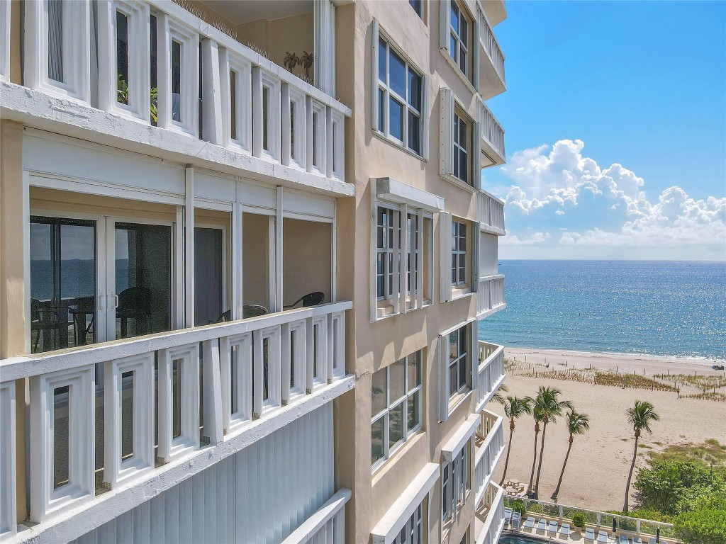 1012 N Ocean Boulevard 910