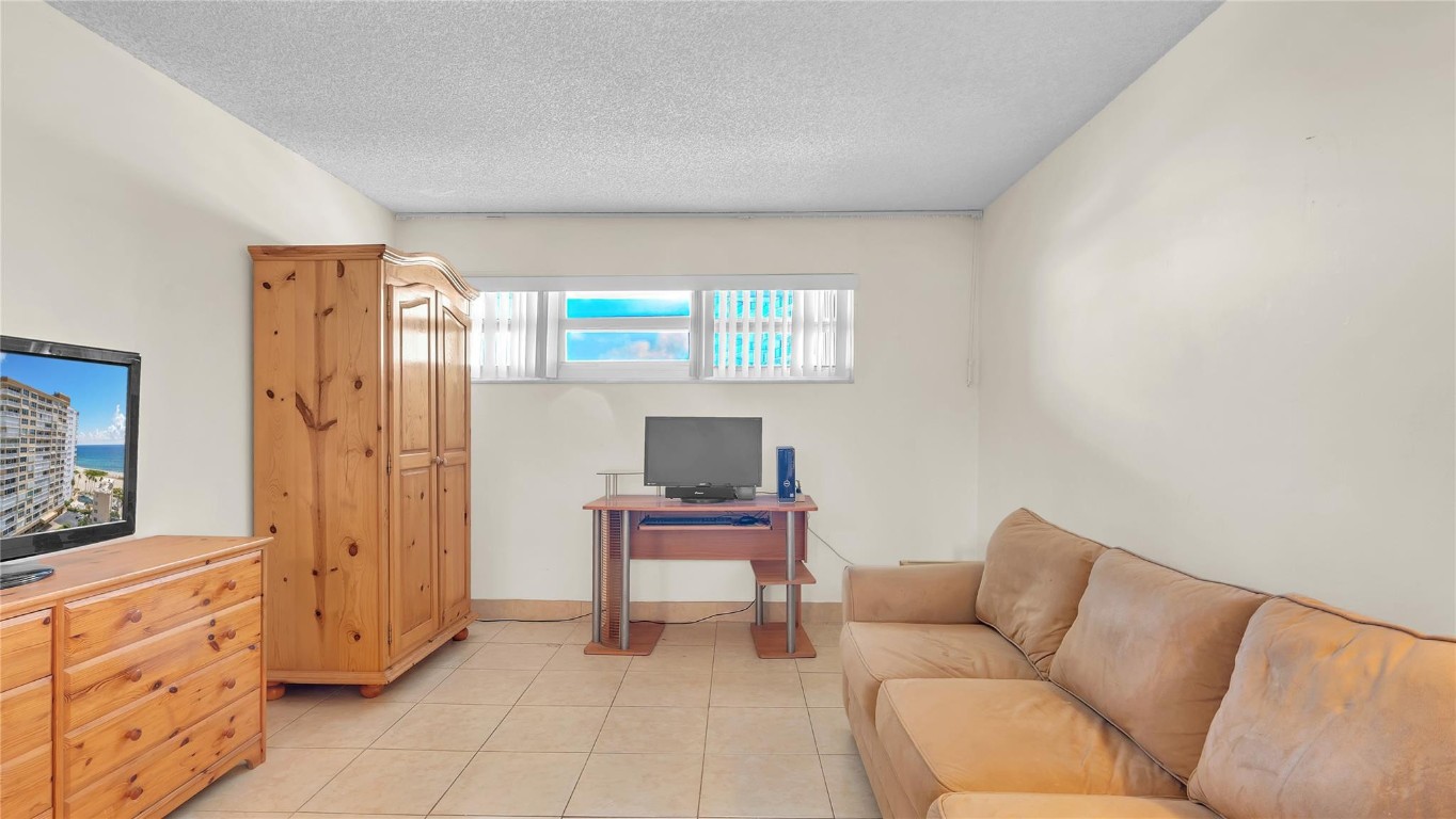 1012 N Ocean Boulevard 910