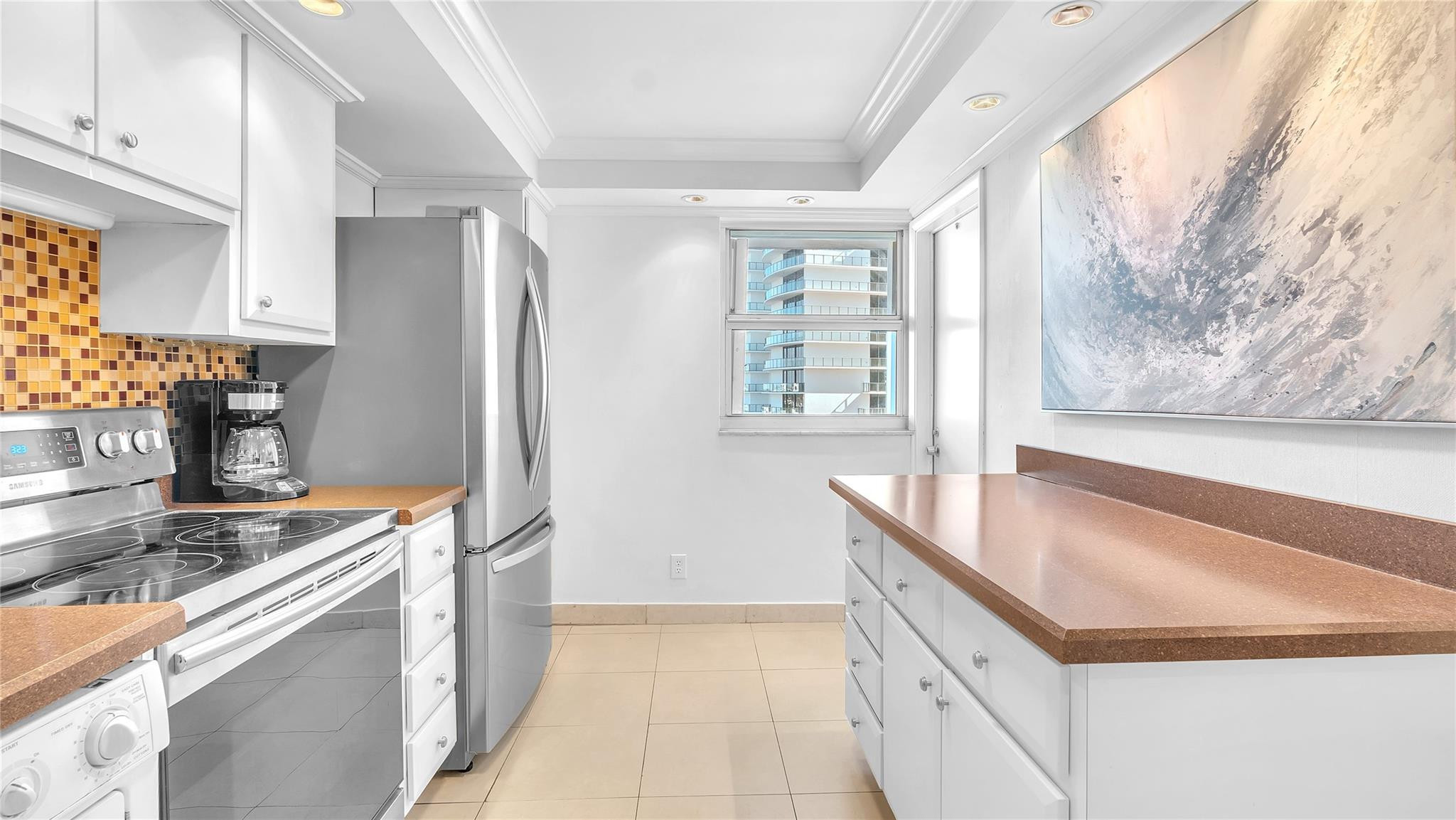 1012 N Ocean Boulevard 910