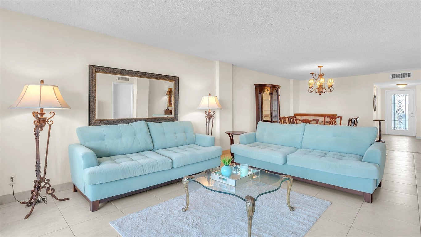 1012 N Ocean Boulevard 910