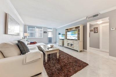 4250 Galt Ocean Dr 4R