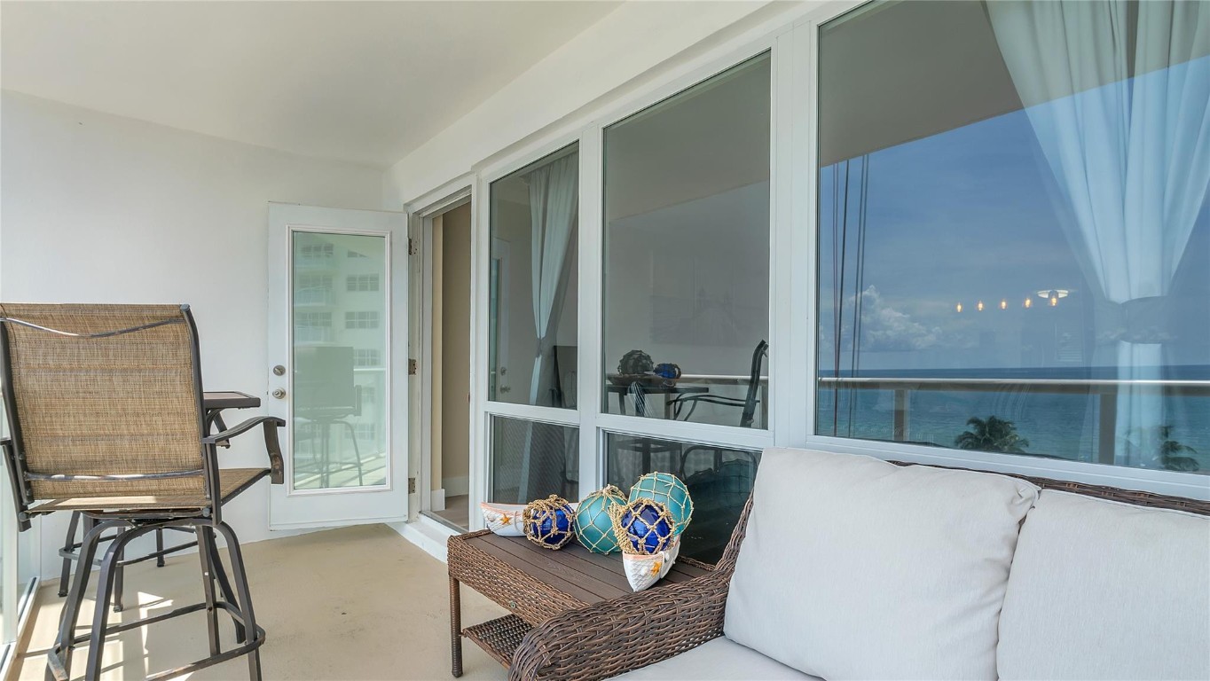 111 N Pompano Beach Boulevard Unit: 913