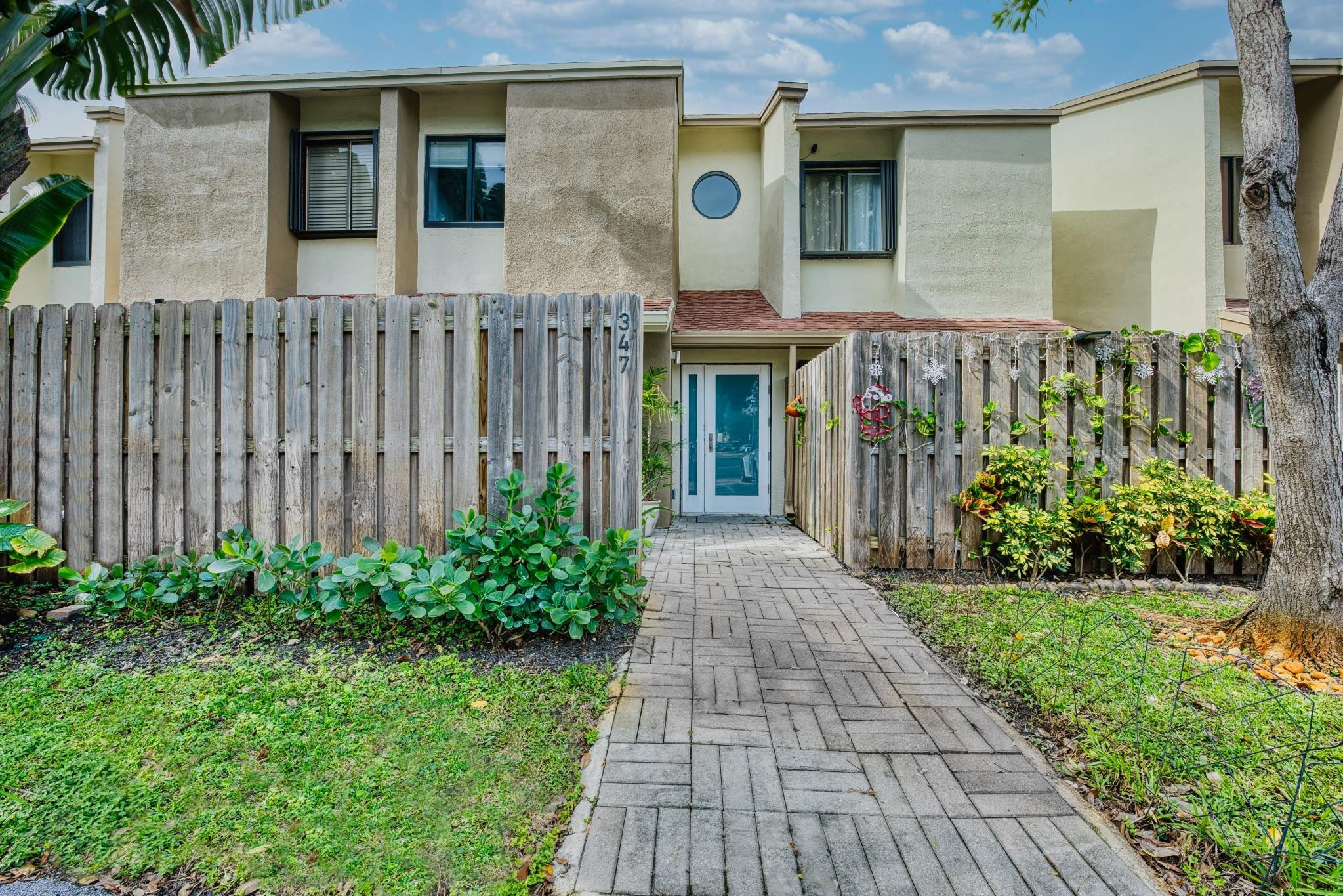 347 City View Dr 347