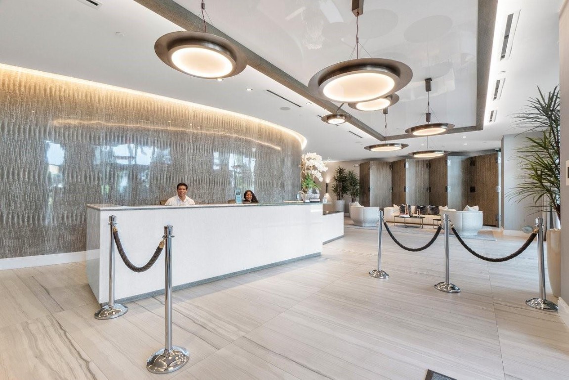 730 N Ocean Blvd 703