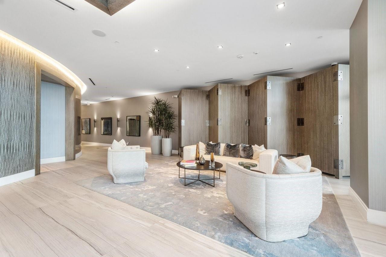 730 N Ocean Blvd 703