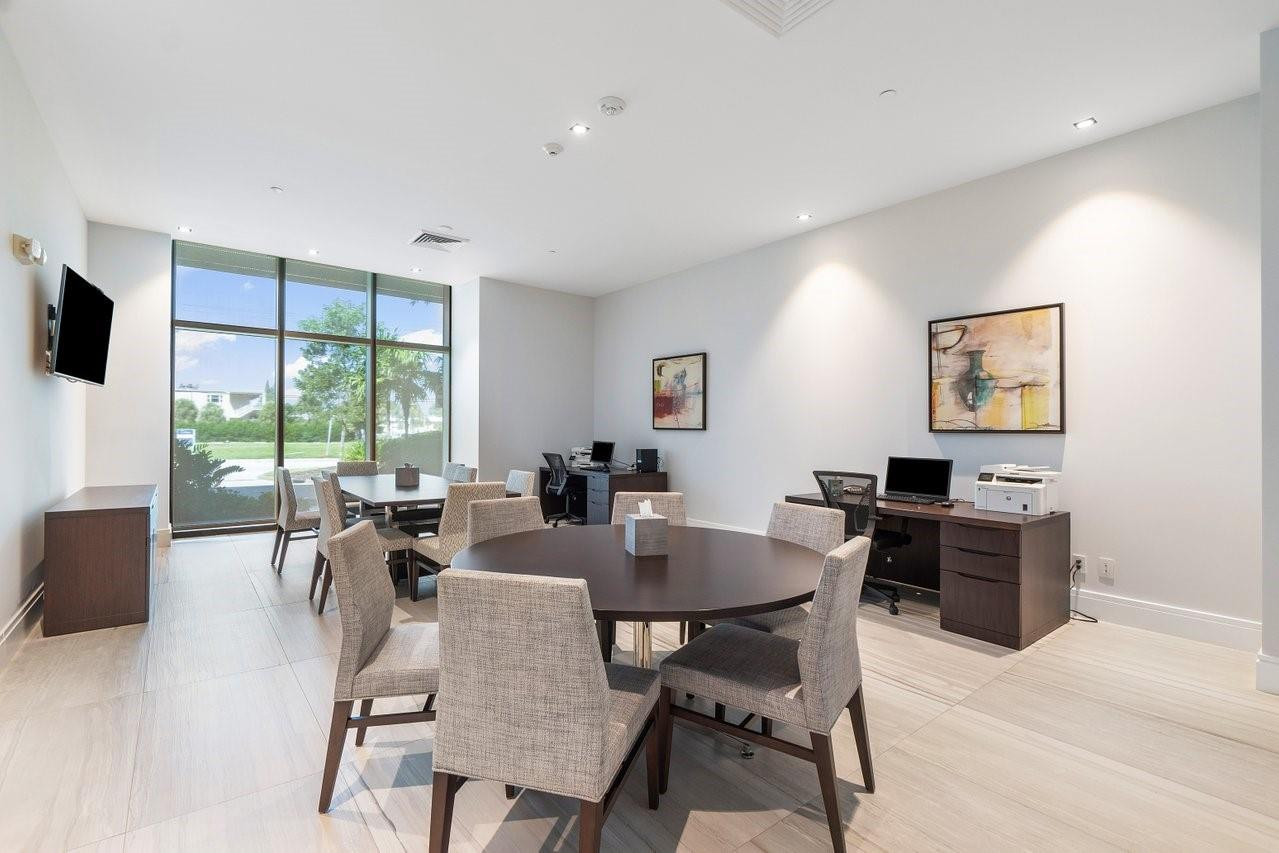 730 N Ocean Blvd 703