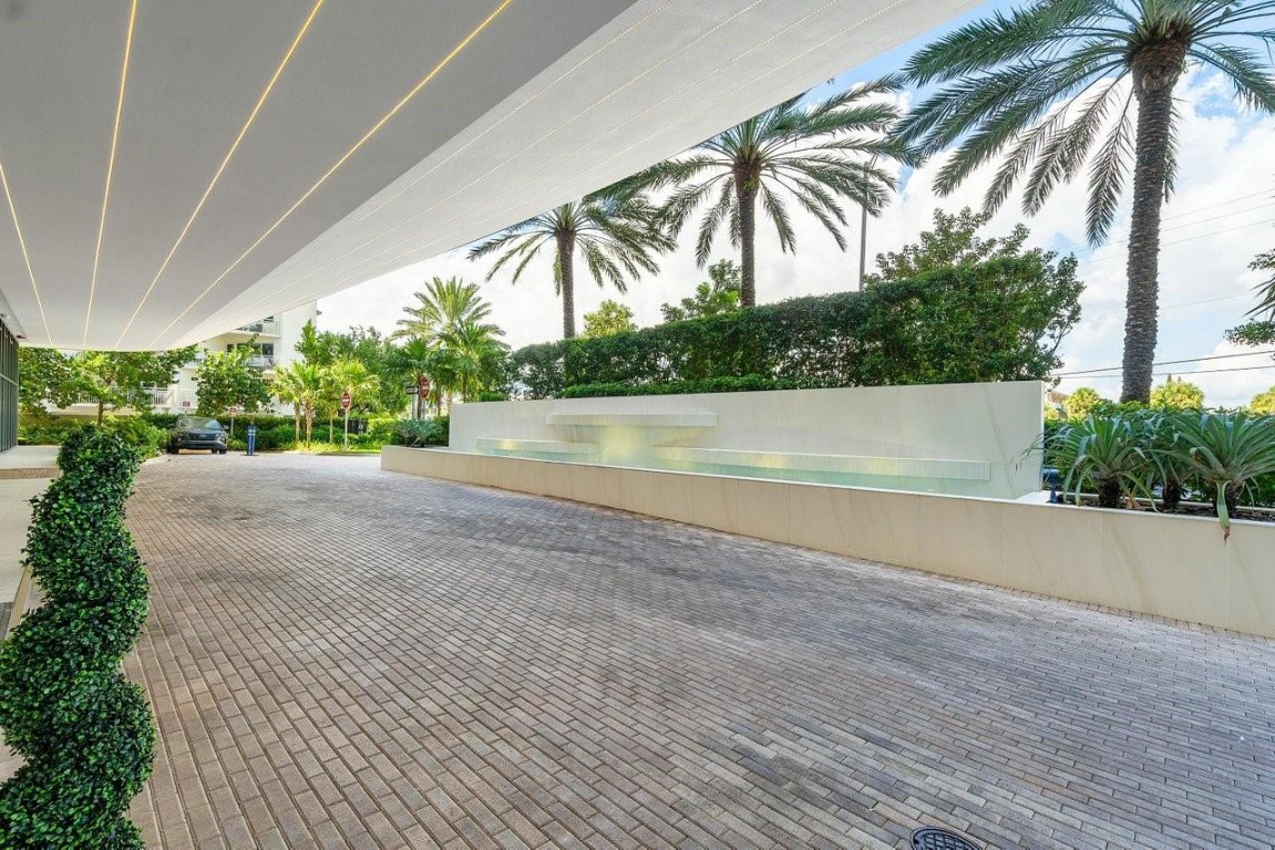 730 N Ocean Blvd 703