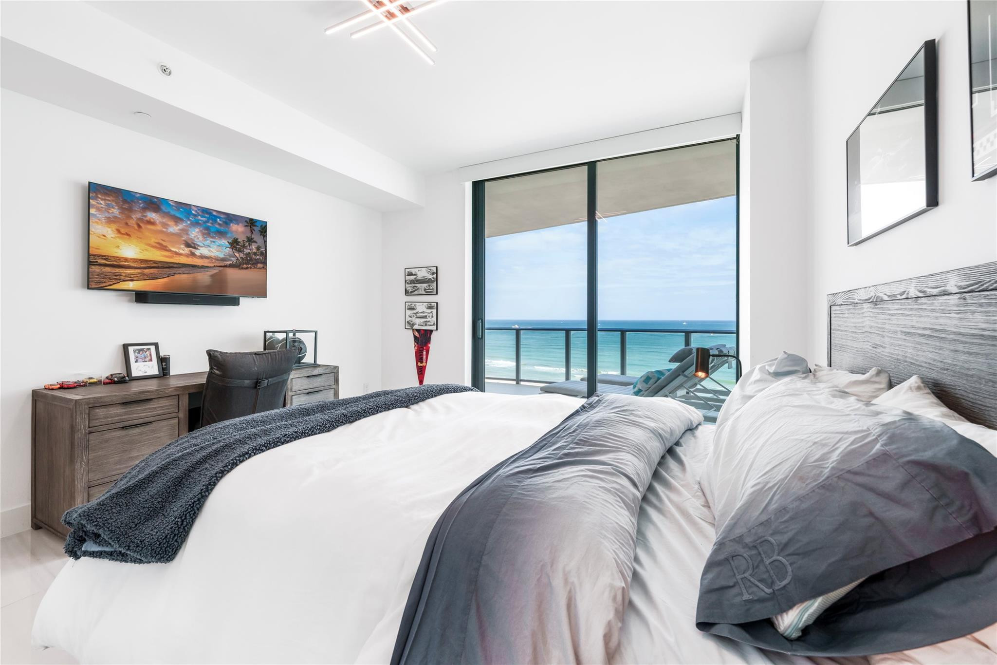 730 N Ocean Blvd 703