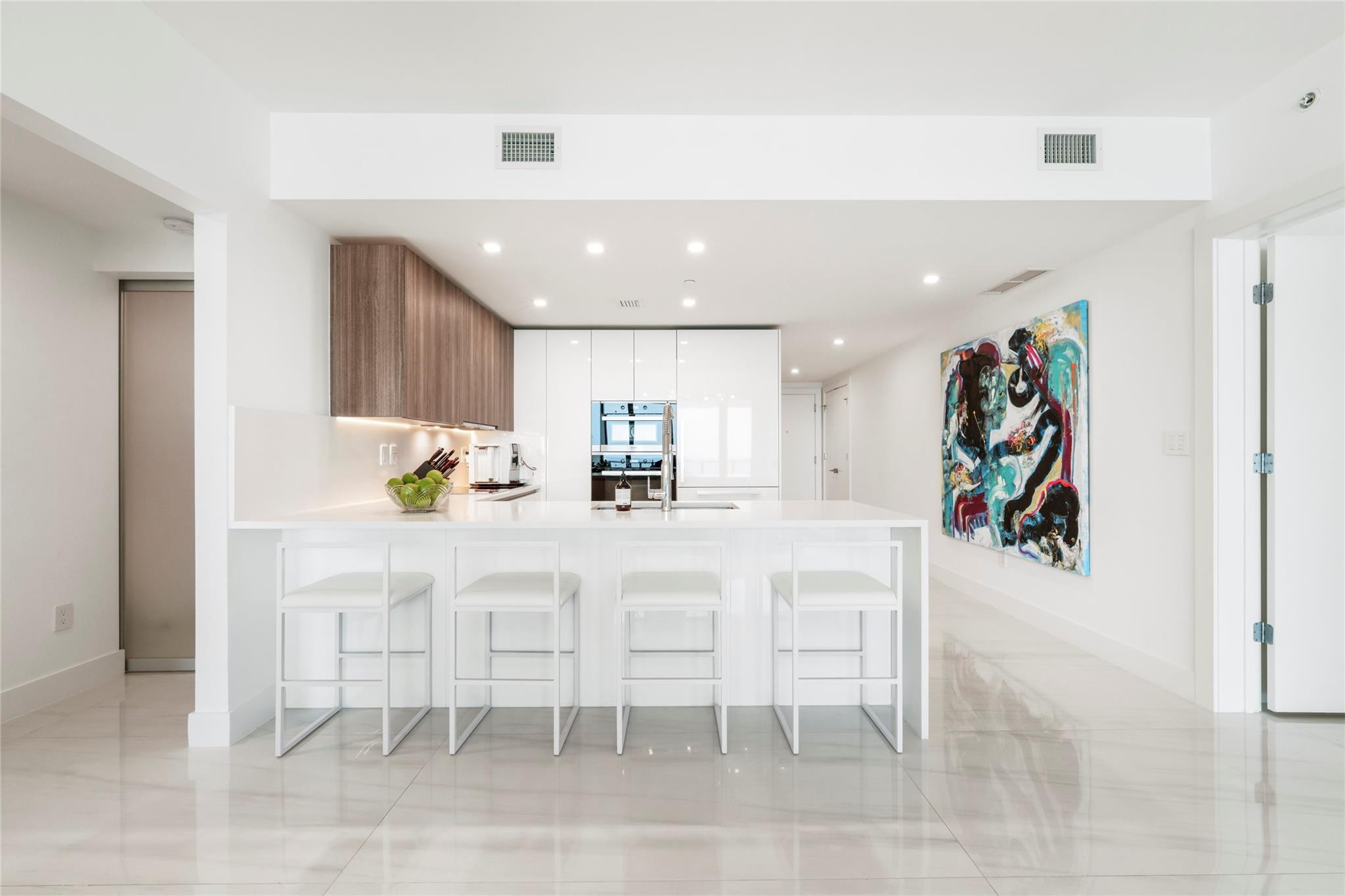 730 N Ocean Blvd 703