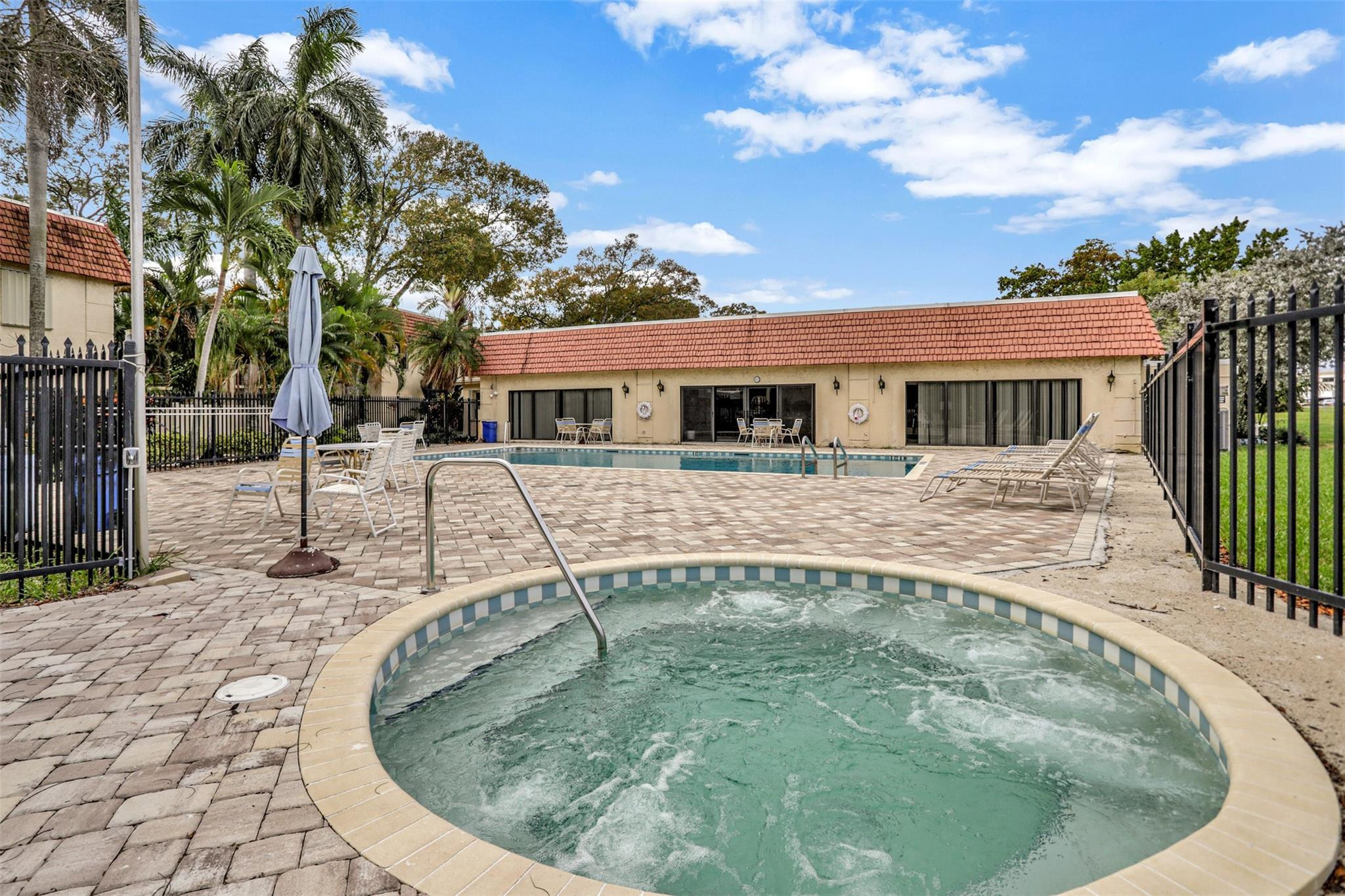 130 S Cypress Road 612