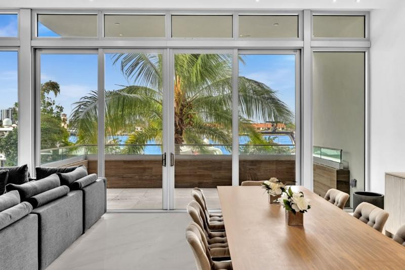 3750 Yacht Club Dr TH5