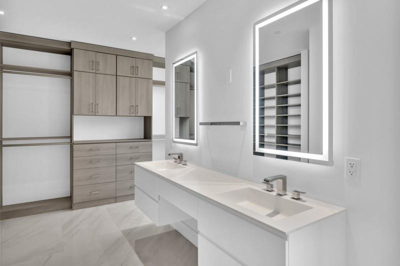 3750 Yacht Club Dr TH5