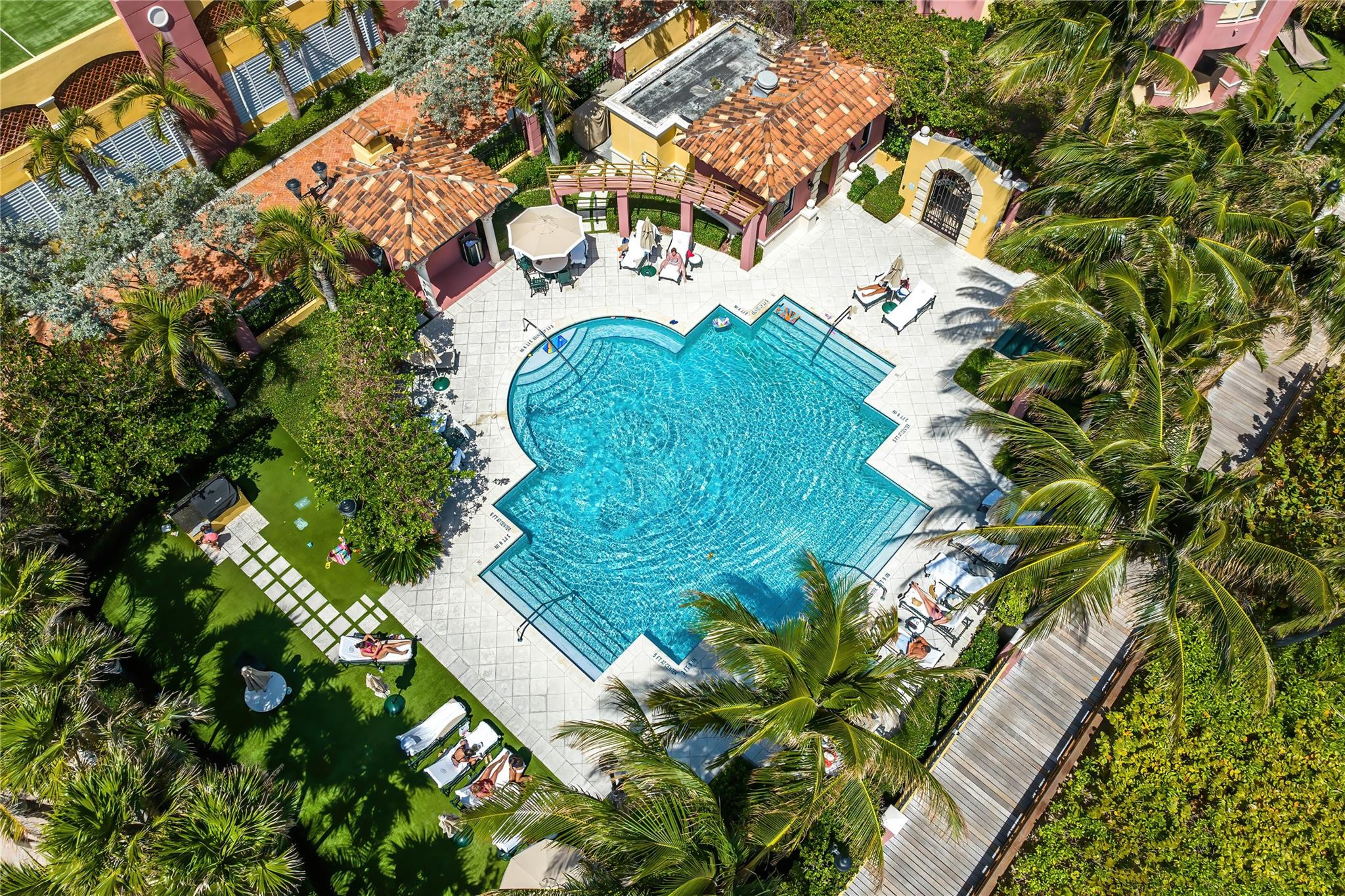 2100 N Ocean Blvd 8C