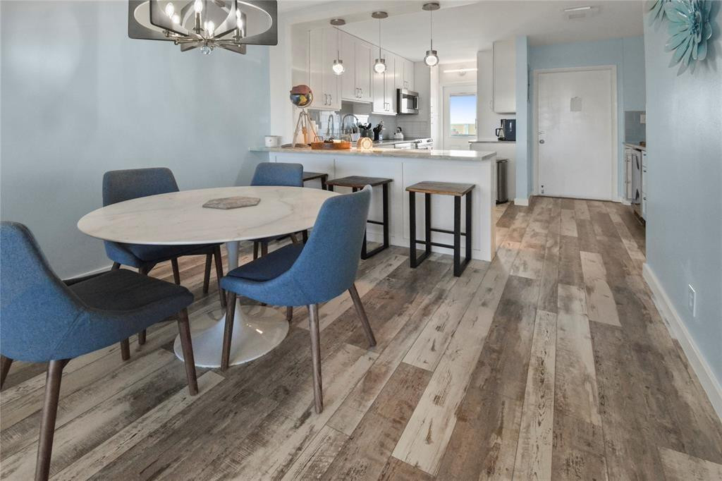 2350 NE 14th Street Causeway 608