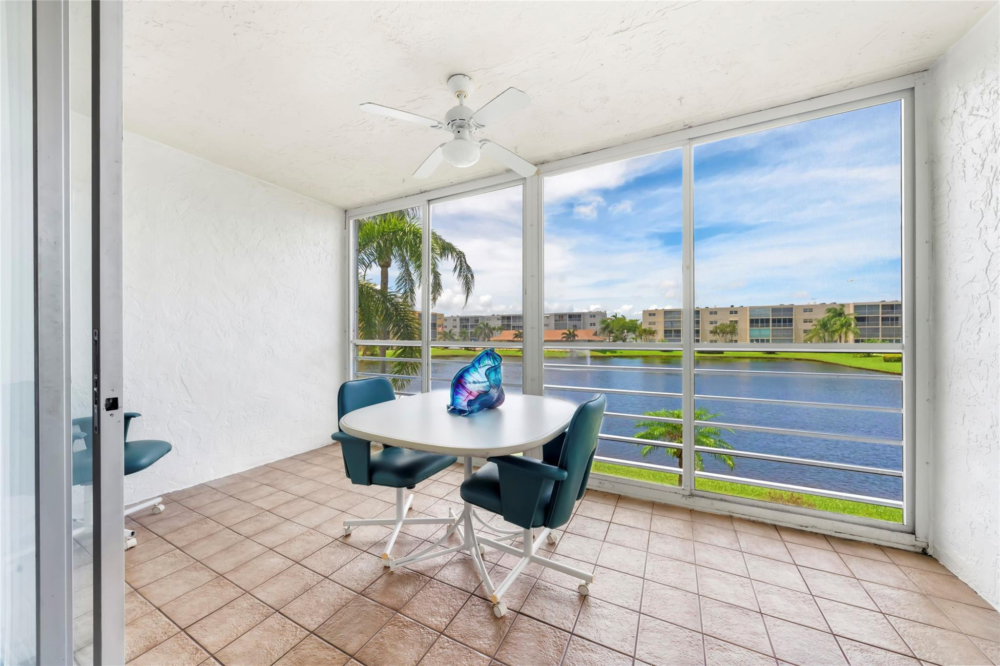 325 SE 11th Ter 201