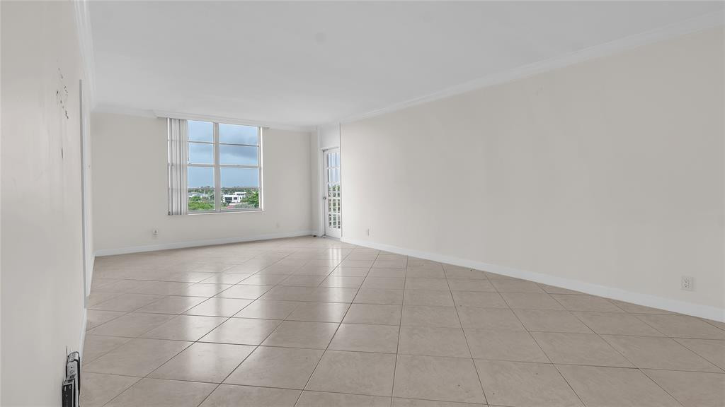 2851 S Ocean Boulevard 5P