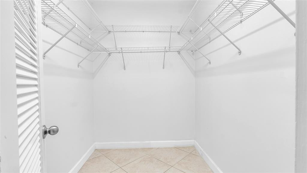 2851 S Ocean Boulevard 5P