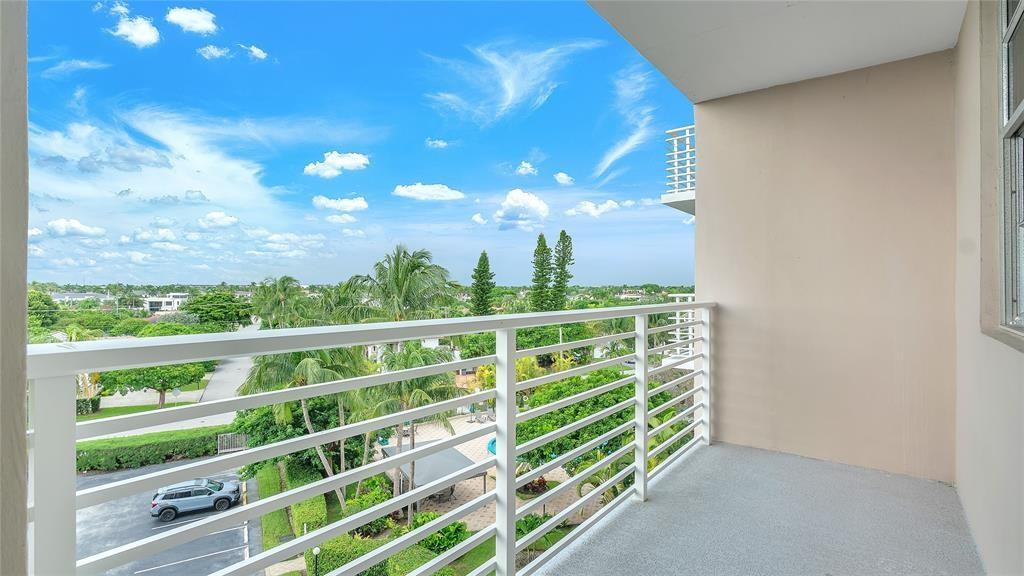 2851 S Ocean Boulevard 5P