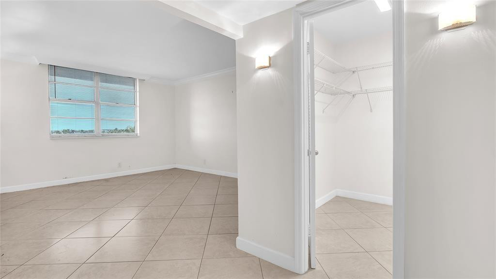 2851 S Ocean Boulevard 5P