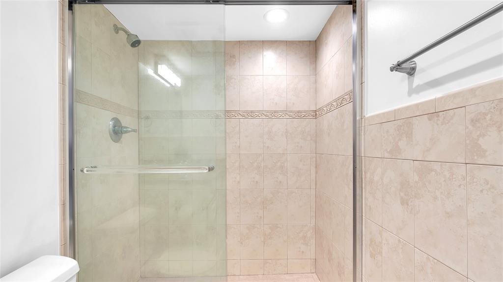 2851 S Ocean Boulevard 5P