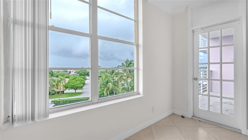 2851 S Ocean Boulevard 5P