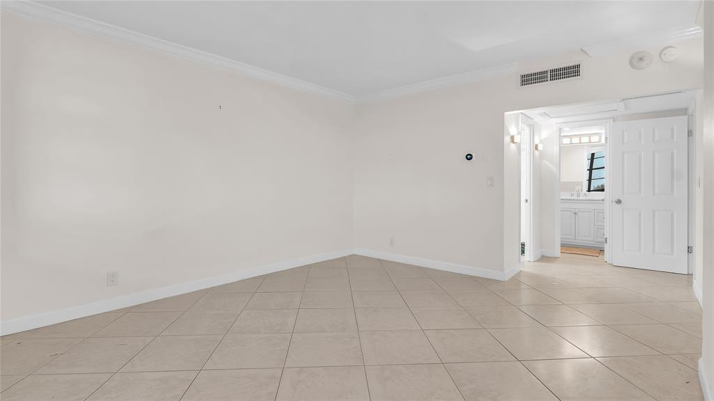 2851 S Ocean Boulevard 5P