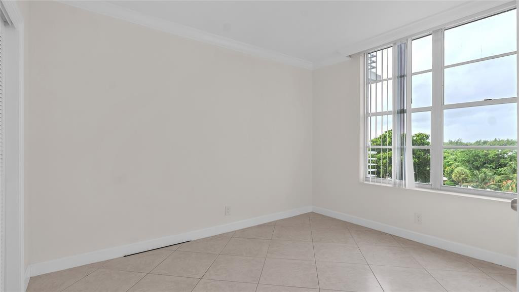 2851 S Ocean Boulevard 5P