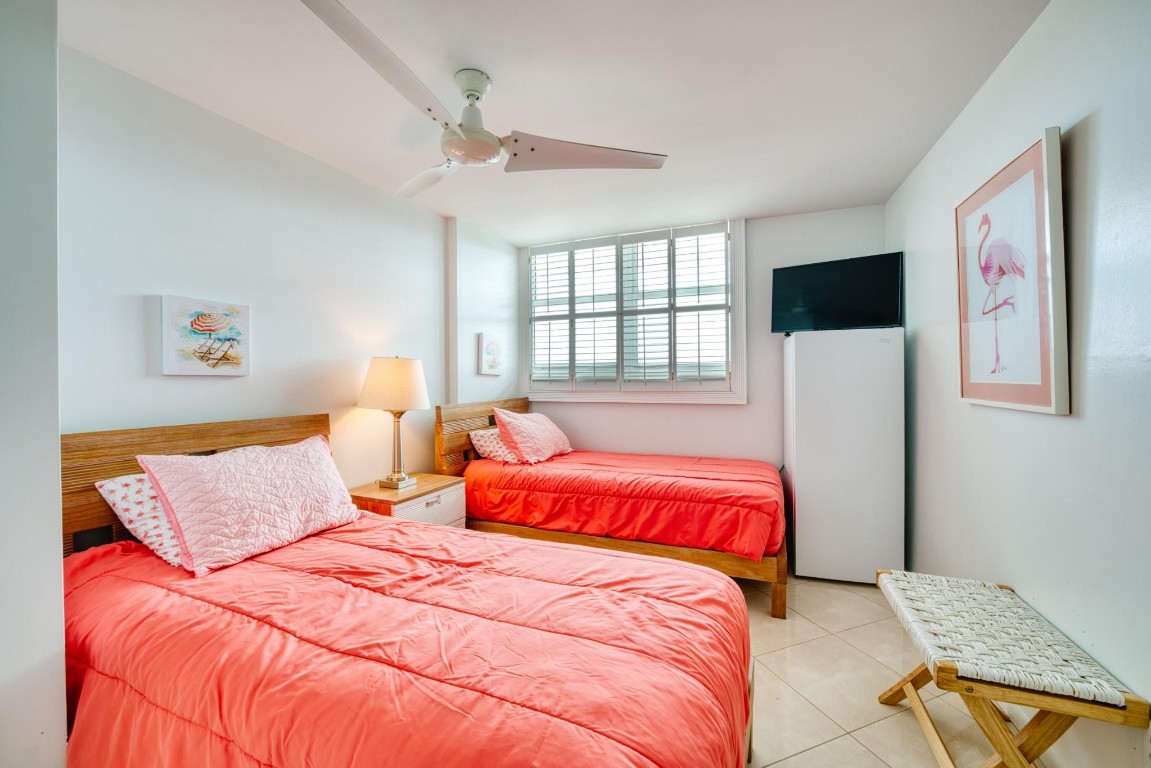 2731 NE 14th Street Cswy 517