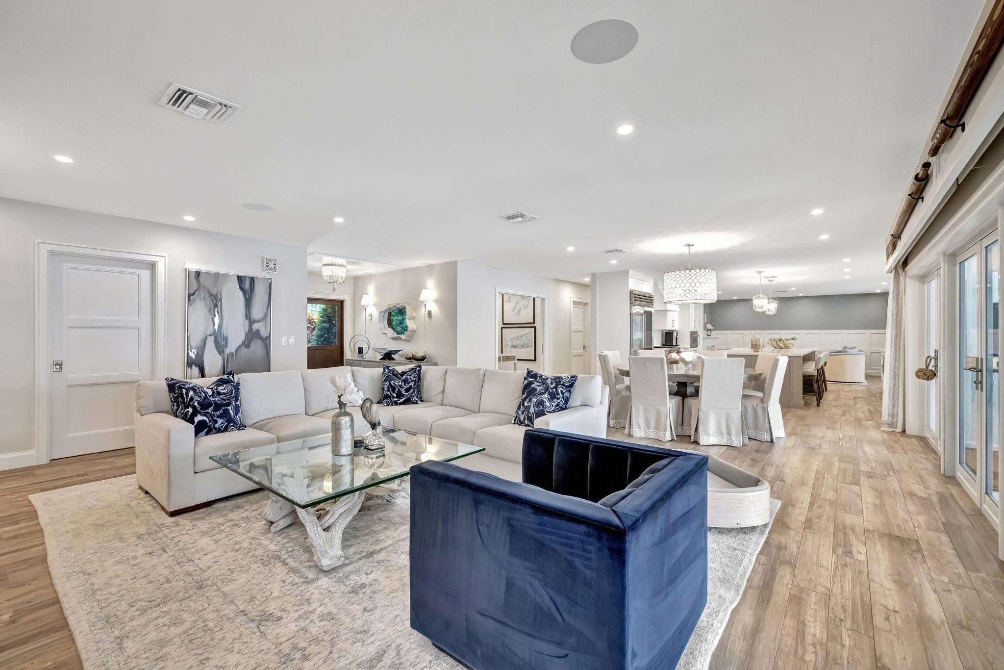 2501 NE 33rd Street