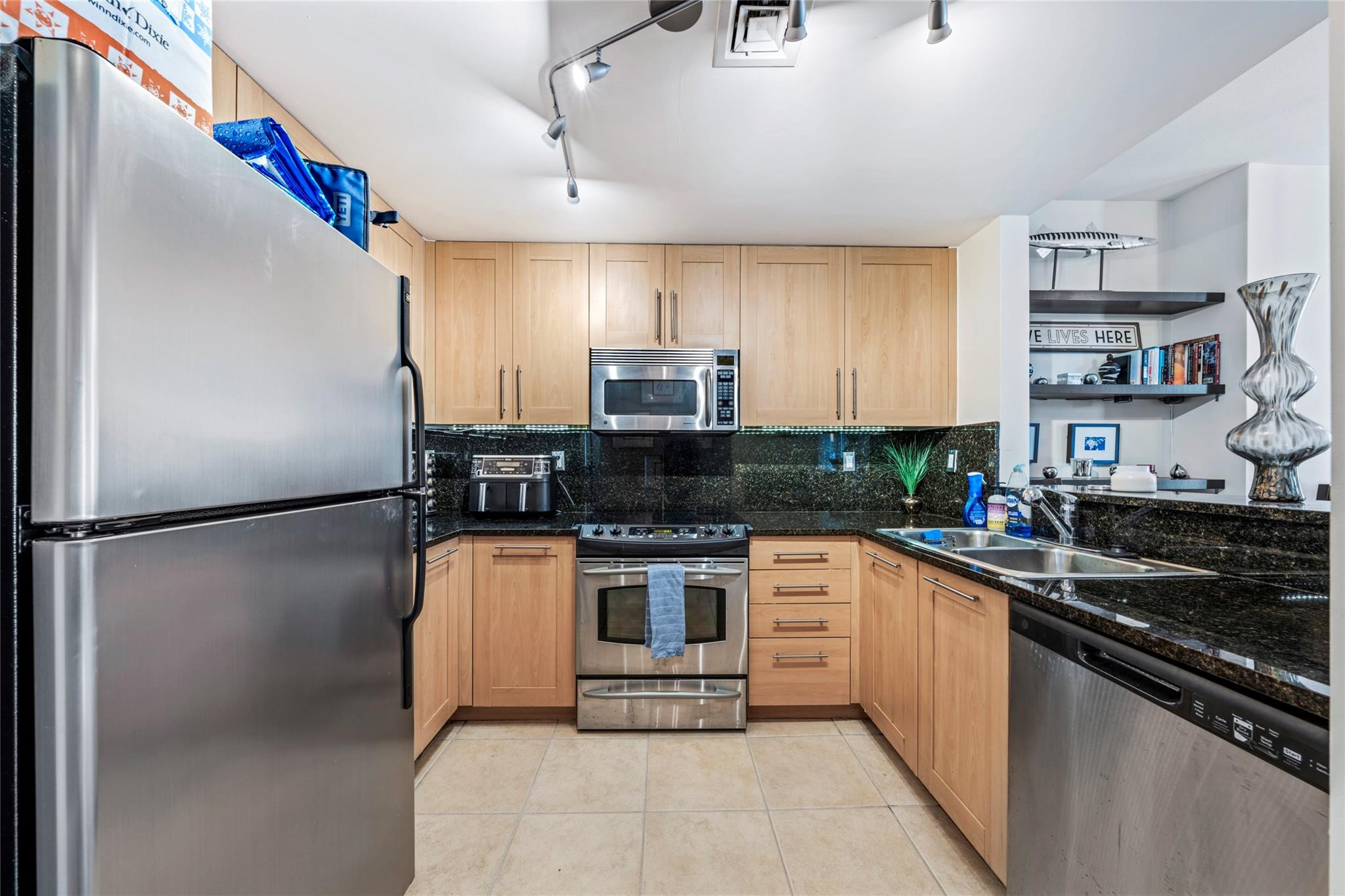 511 SE 5th Ave 2315