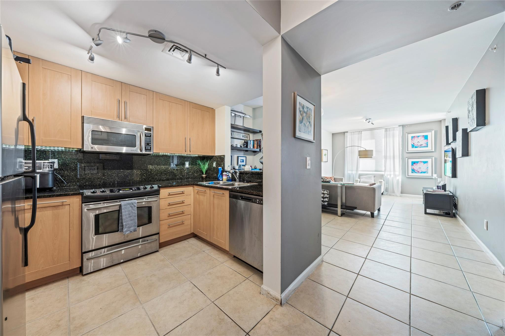 511 SE 5th Ave 2315