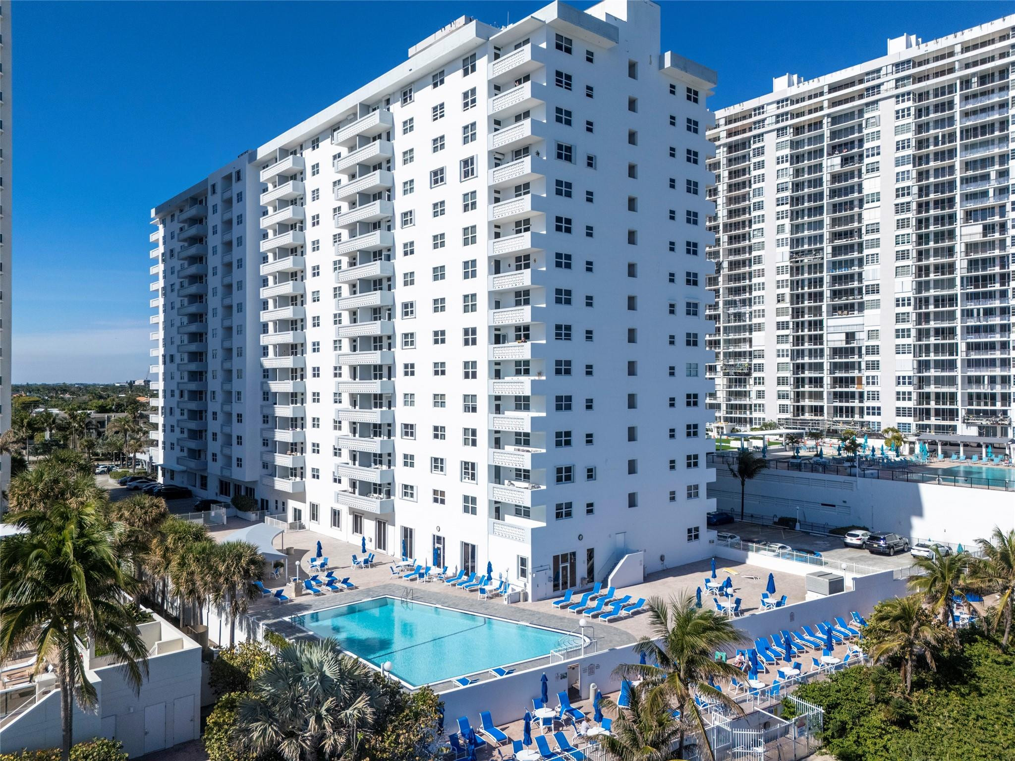 4250 E Galt Ocean Dr 11H