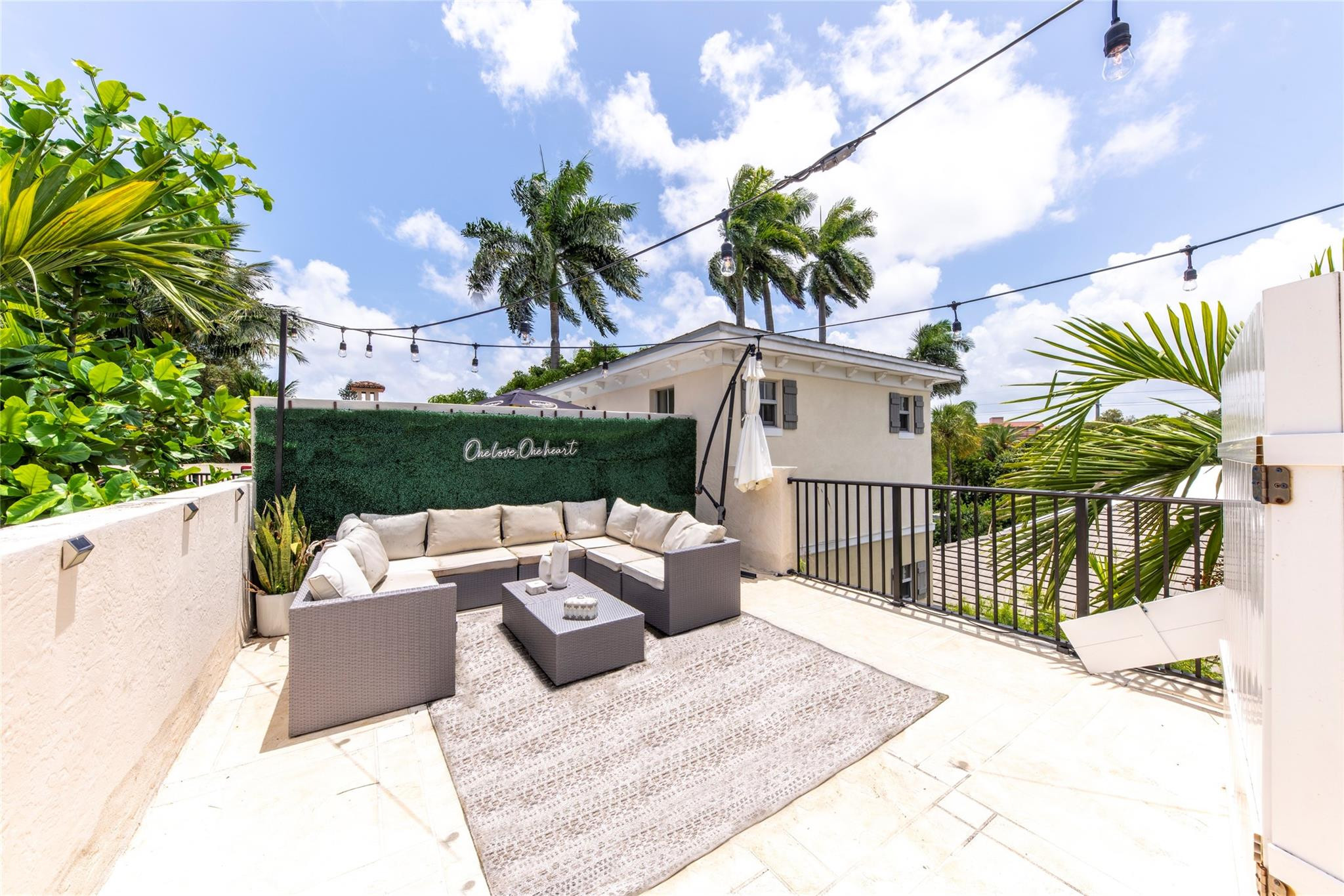 824 SW 10th St