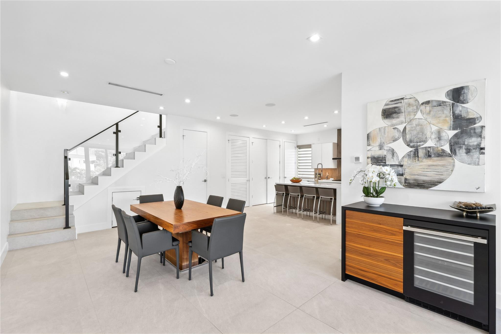 18 SE 11th Avenue 1