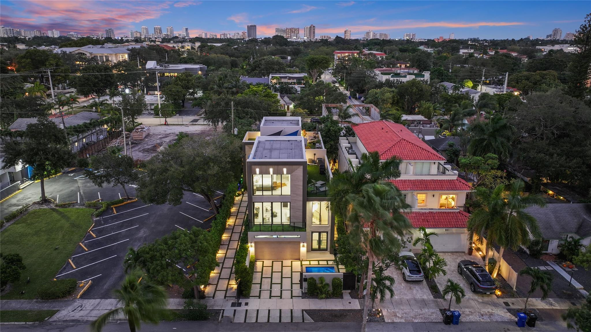 18 SE 11th Avenue 1
