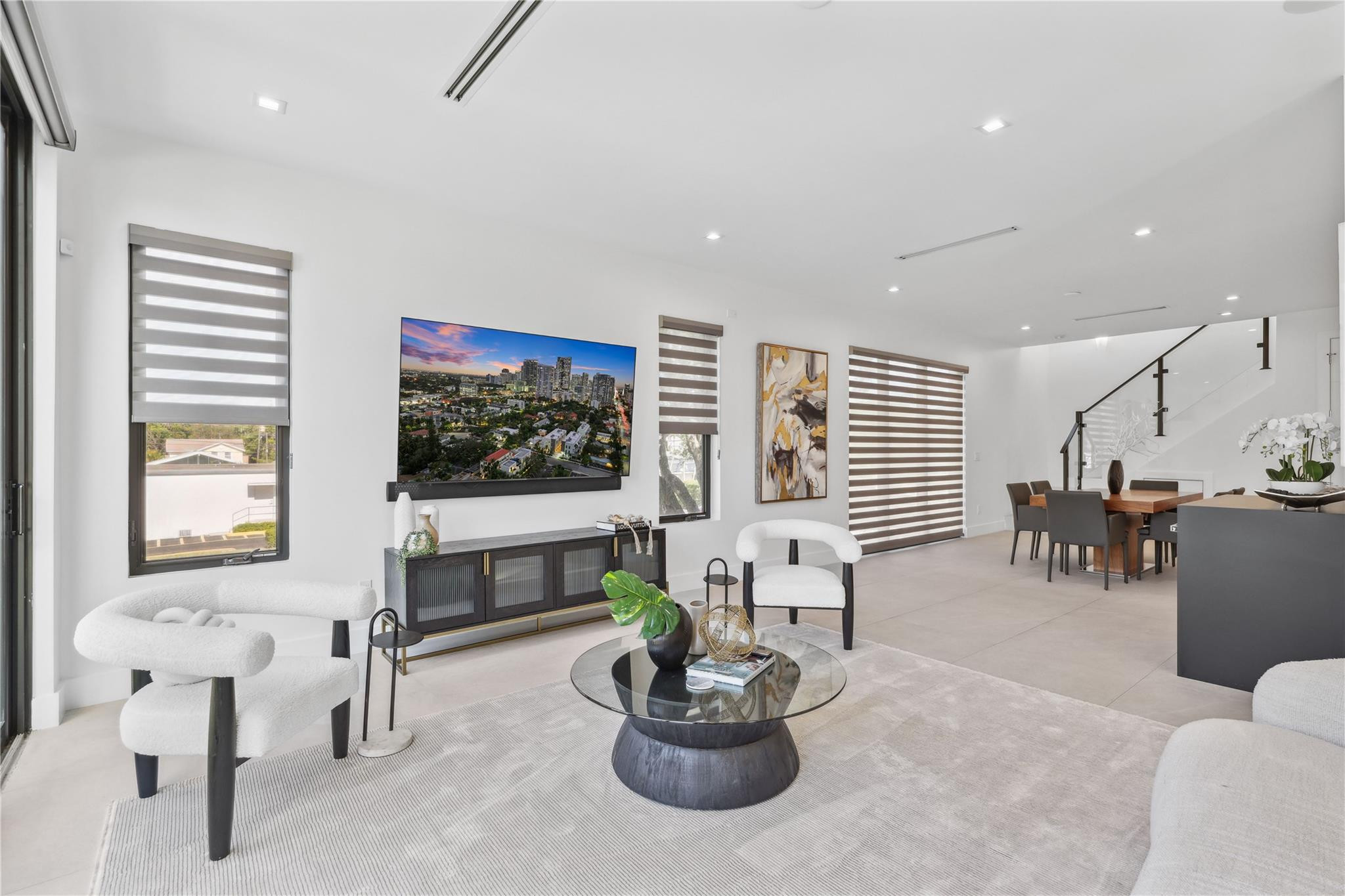 18 SE 11th Avenue 1