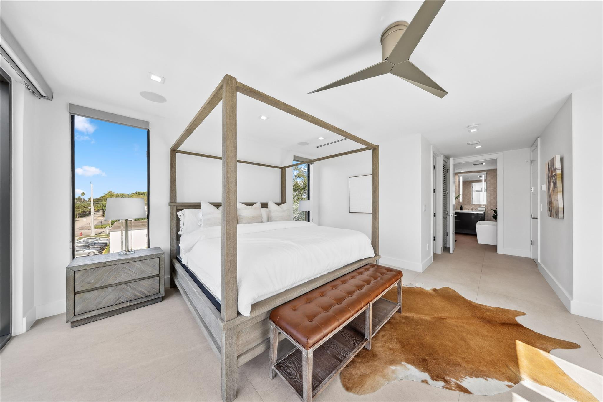 18 SE 11th Avenue 1