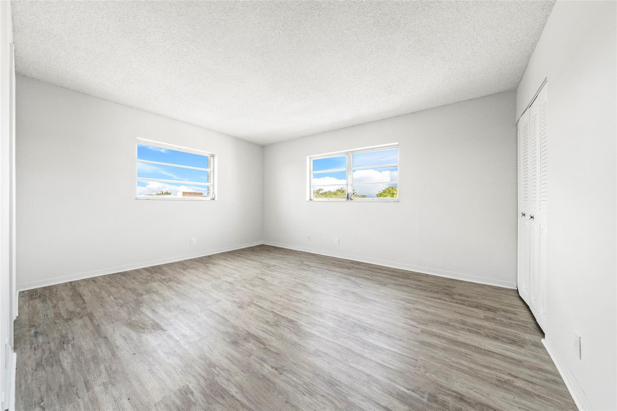 315 SE 11th Ter 401