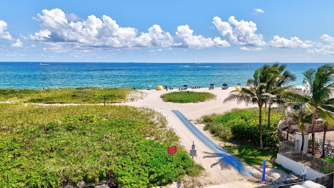 1300 N Ocean Boulevard 405